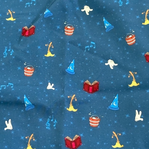 Women’s 3XL Disney RSVLTS Sorcerer Mickey 95th Anniversary Button Down - Picture 2 of 7